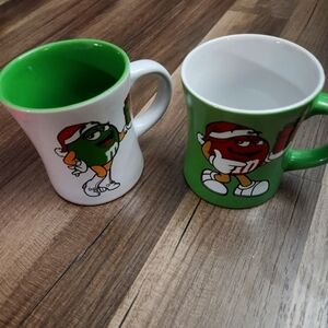 M&M Red & Green M & M 2008 Coffee Mugs His and Hers Set Vintage NEW